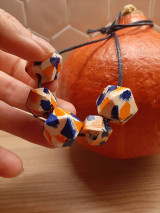 Náhrdelníky - Moderný drevený náhrdelník  - 14969967_