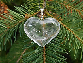 Náhrdelníky - heart cristall-srdce z krištáľu - 14976561_