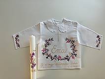Detské oblečenie - Krstná maľovaná košieľka + svieca v (fialovo-ružovo zlatej kombinácii) - 14977276_