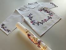 Detské oblečenie - Krstná maľovaná košieľka + svieca v (fialovo-ružovo zlatej kombinácii) - 14977286_