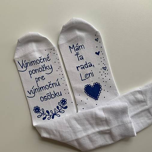 Maľované ponožky pre výnimočnú osôbku s modrou maľbou s nádychom folku