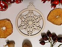 Dekorácie - Vianočná ozdoba prírodná guľa - vločka v guli - 14984550_