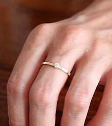 Prstene - Minimalistický zlatý prteň - 14986886_