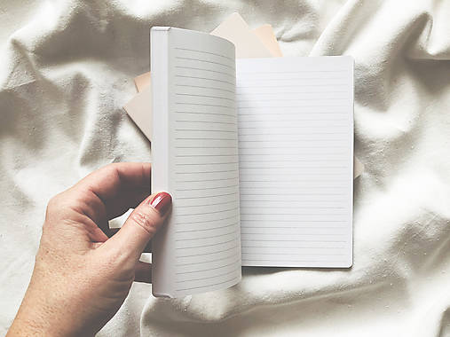 denník // marhuľový