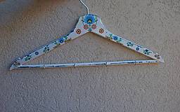 Dekorácie - Folk stojan na náhrdelníky, náramky,naušnice alebo kľúče - 14994155_
