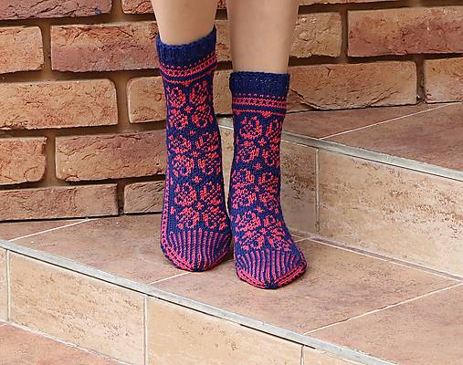  - Luxusné hrubé nórske merino ponožky - vzor Kvety I. (Veľkosť nohy 36-37) - 15004967_