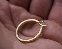 Prstene - Ako požiadať divožienku o ruku (Jemná verzia v 14K žltom zlate) - 15008585_