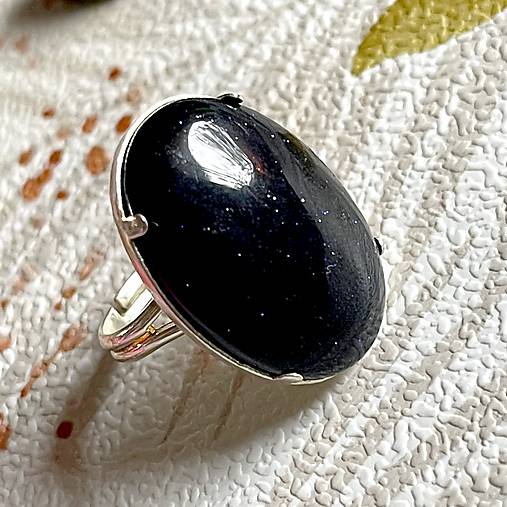 ZĽAVA 50% Elegant Blue Sunstone Ring / Prsteň s modrým slnečným kameňom E050