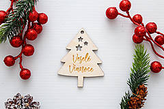 Dekorácie - Vianočný stromček VESELÉ VIANOCE - 15012343_