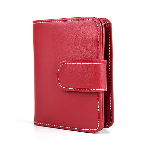 Malá dámska kožená peňaženka v červenej farbe