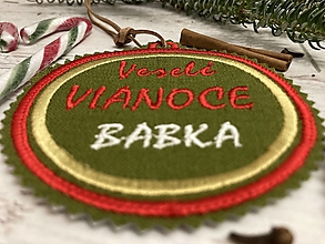 Dekorácie - Veselé VIANOCE " BABKA" (zelený podklad / kožená šnúrka) - 15031359_