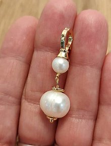 Náhrdelníky - Prívesok riečna perla (Dve perly - dĺžka 4 cm) - 15036099_