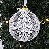 Dekorácie - Luxusná vyšívaná vianočná guľa, vzor3 - 15038700_