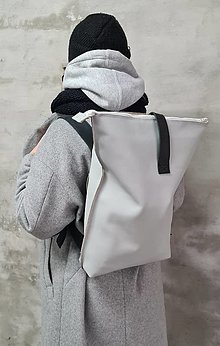 Batohy - SIVÝ kožený ruksak - 15037816_
