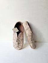 Ponožky, pančuchy, obuv - Pánske vlnené papuče ON-céder (25,3 cm) - 15045580_