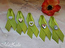 Svadobné pierka - svadobné pierka zelené s puntíkmi - 15045390_