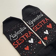 Ponožky, pančuchy, obuv - Maľované ponožky so slniečkom a srdiečkami a nápisom na želanie  (najlepšiu SESTRU/ Výnimočnú SESTRU - čierne) - 15046450_