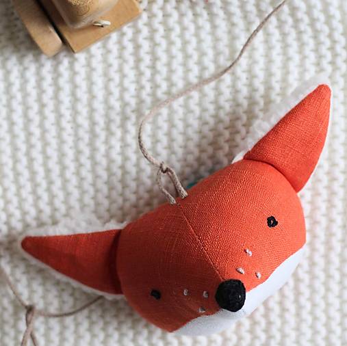 Hrkálka líštička 