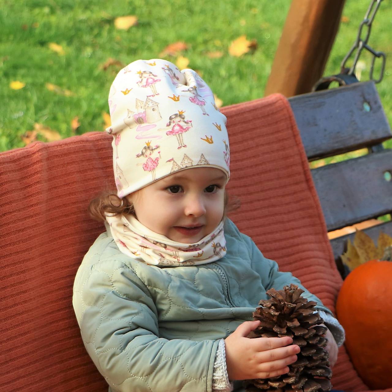 Princezná úpletová čiapka, nákrčník alebo set