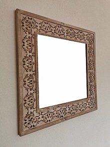 Zrkadlá - Zrkadlo vzor 1  (výška 70 cm, dĺžka 70 cm, hrúbka 2,5 cm, šírka rámu 12 cm) - 15061362_