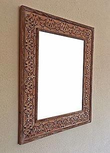 Zrkadlá - Zrkadlo vzor 1  (výška 80 cm, dĺžka 68 cm, hrúbka 2,5 cm, šírka rámu 12 cm) - 15061399_