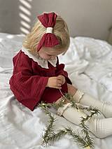Detské oblečenie - Vianočný set - šaty, mašľa, golier - 15067493_