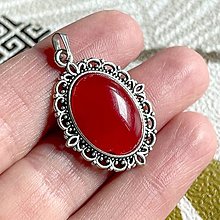 Náhrdelníky - ZĽAVA 50% Red Jade& Antique Silver Pendant / Prívesok s červeným jadeitom - 15068621_