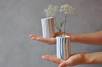 Dekorácie - Váza, hrnček, pohár na zubnú kefku  (modré prúžky) - 15074343_