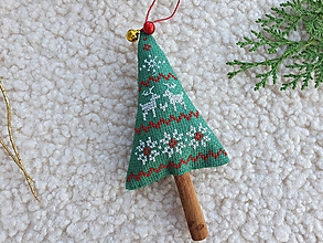 Dekorácie - Výpredaj! Vyšívané vianočné ozdoby Škoricovy stromček Male jelene - 15077126_