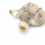 Náhrdelníky - Živicový náhrdelník _ Guľočka 3 - 15078987_