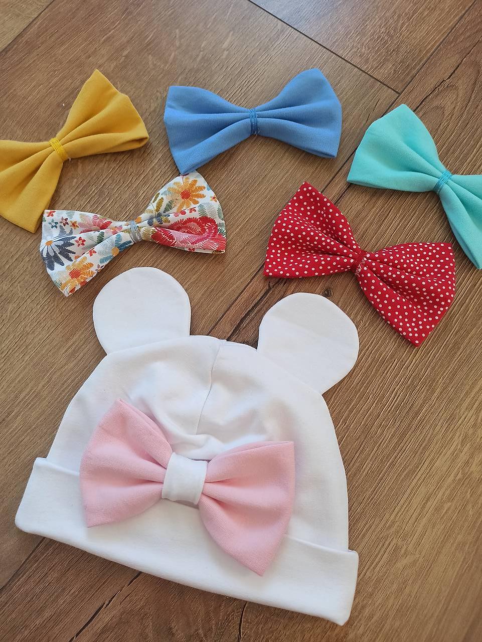 Prechodná čiapka s mašľou 