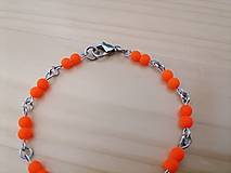Náramky - Tenký náramok - krikľavo oranžové korálky - chirurgická oceľ - 17,5 cm - 15086424_