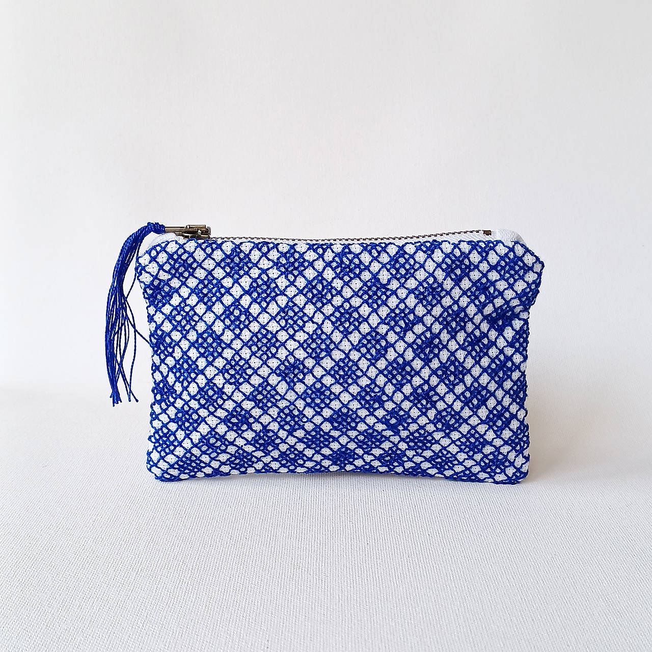 Ručne vyšívaná elegantná peňaženka - navy blue