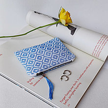 Peňaženky - Ručne vyšívaná elegantná peňaženka - sky blue - 15090466_