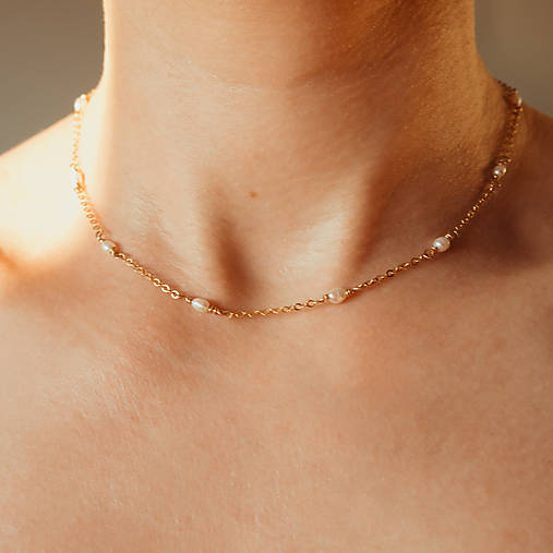 Choker náhrdelník s perlami gold filled