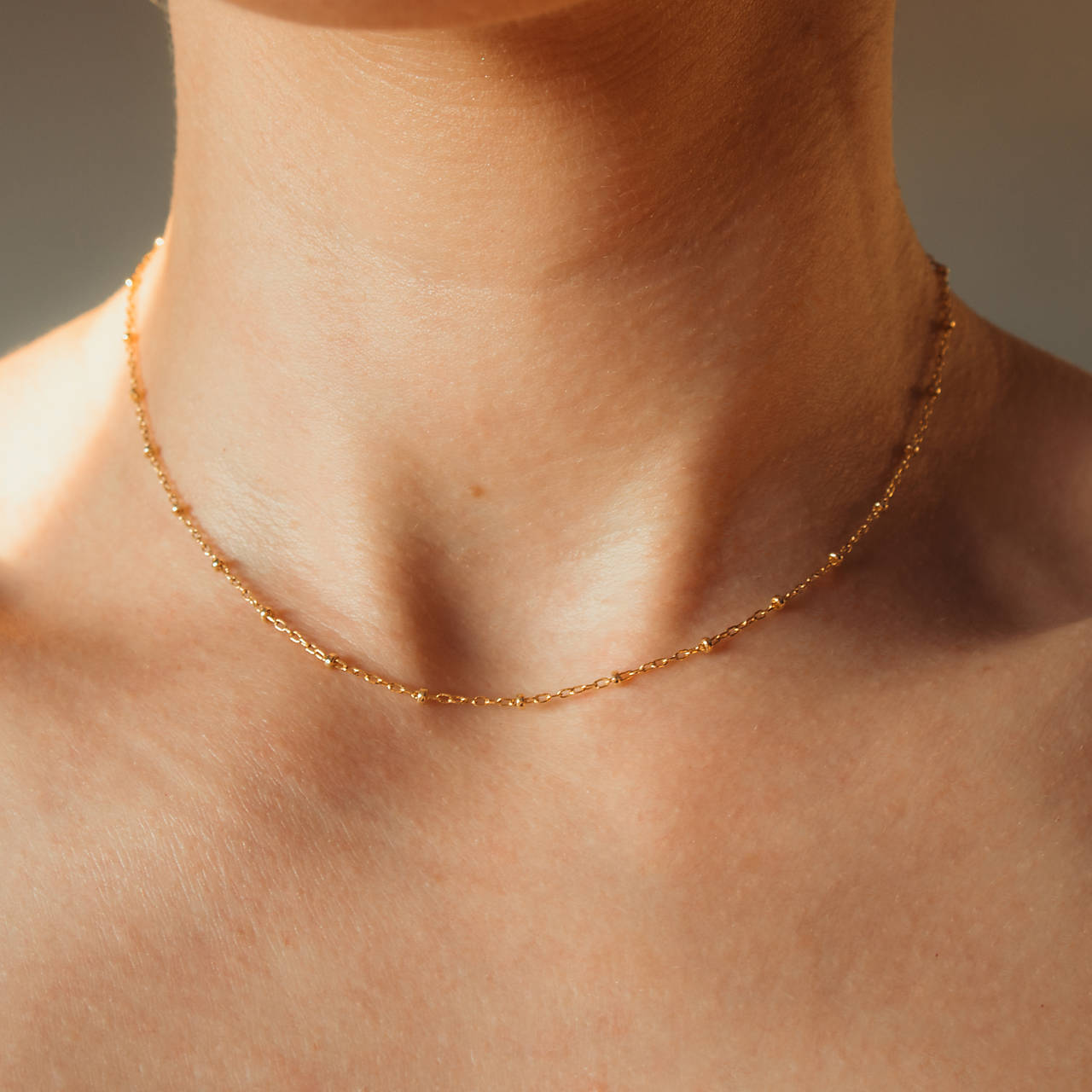 Retiazkový 14K gold filled choker 'It's gonna bead me'
