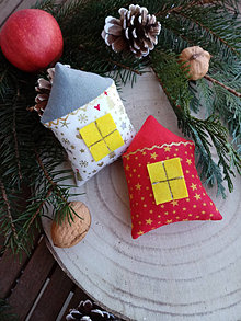 Dekorácie - Vianočný domček červený - 15104251_