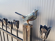 Dekorácie - Vtáčik na bránu alebo bráničku - 15105419_