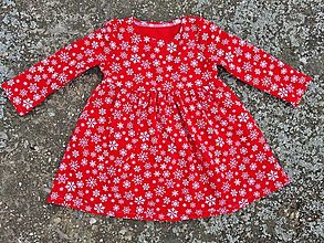 Detské oblečenie - Červené šaty s bielimy hviezdičkami - 15109083_