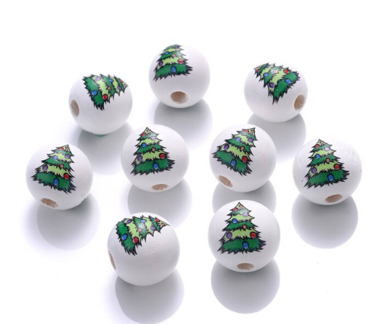 KD133 Korálka drevená vianočná 1,6 cm (Stromček)