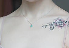 Náhrdelníky - Strieborný náhrdelník s polodrahokamami (ruženín, mesačný kameň, amazonit) (Strieborný náhrdelník s amazonitom) - 15126750_