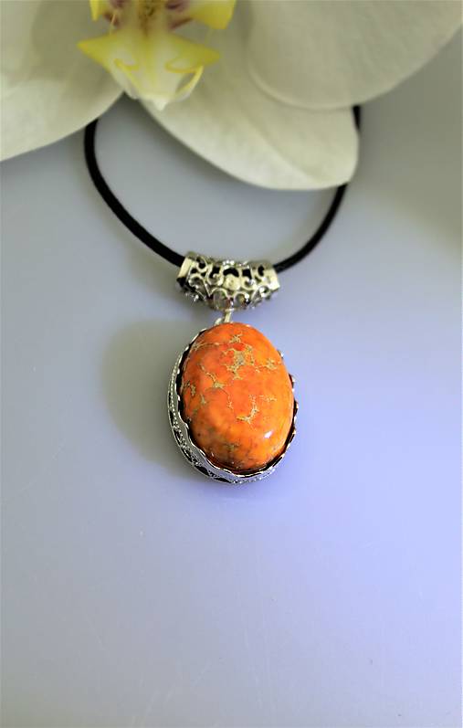 Náhrdelníky - prívesok z jaspisu - 15131822_