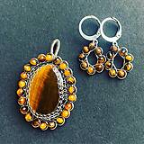 Sady šperkov - Súprava šperkov - náušnice a prívesok s tigrím okom - 15136015_