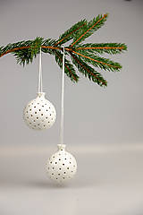 Dekorácie - Porcelánové vianočné gule/set - 15137122_