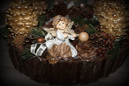 Dekorácie - Adventný veniec s anjelmi - 15140884_