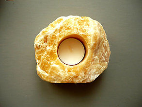 Dekorácie - Kalcitový svícen surový 10 cm, č.23 - 15139330_