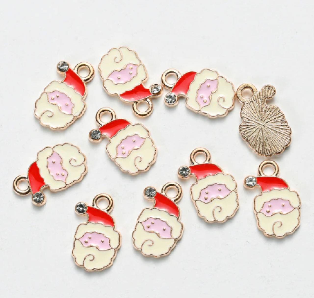 PR104 Prívesok vianočný Santa 1,5 x 1 cm