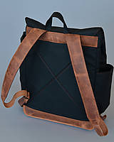 Batohy - Čierny vodeodolný batoh z voskovaného plátna a kože. - 15146682_
