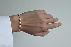 Náramky - Fluorit s riečnou perlou- náramok (19-19,5cm) - 15146171_