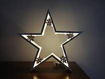 Svietidlá - Vianočná drevená hviezda - 15155330_